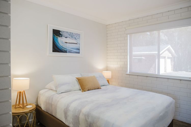 Beachlife – Steps to Mollymook Beach