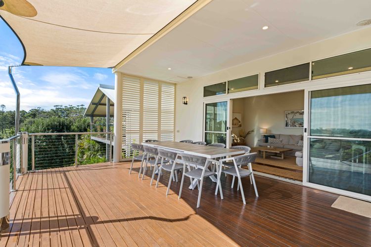 Aerial Blue Mollymook