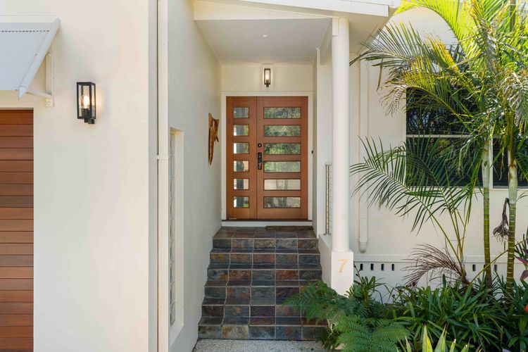 Aerial Blue Mollymook