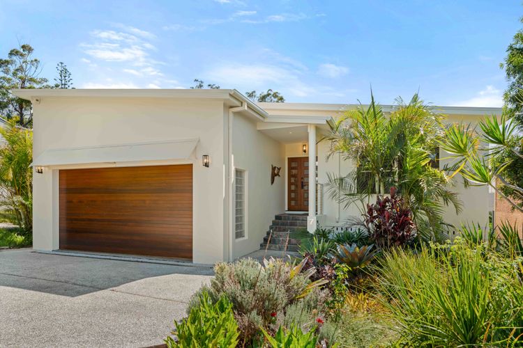 Aerial Blue Mollymook