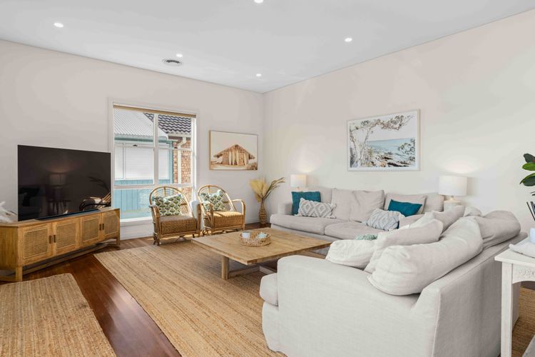 Aerial Blue Mollymook