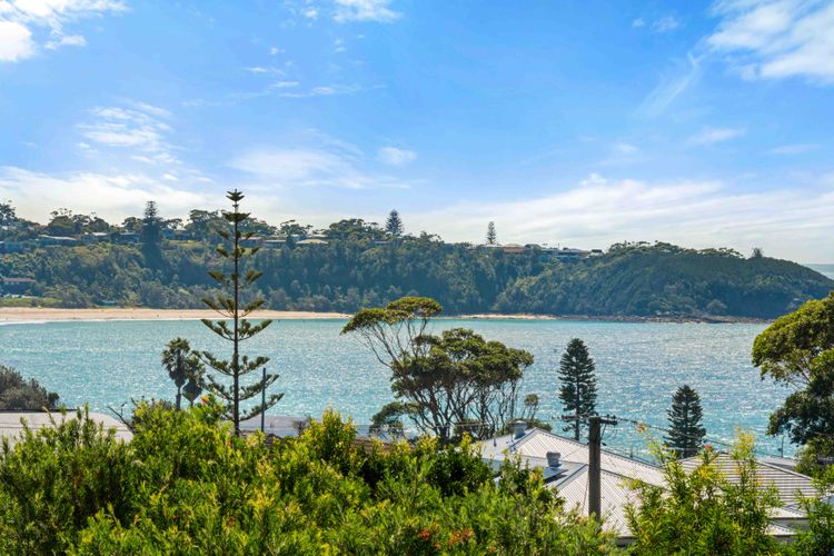 Aerial Blue Mollymook