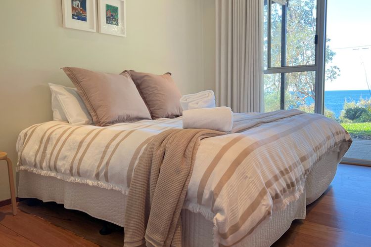 Argyll Mollymook Absolute Oceanfront