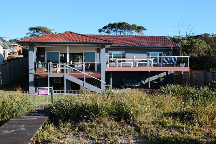 On The Sand at Mollymook Beach