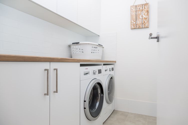 Salt and Light Mollymook