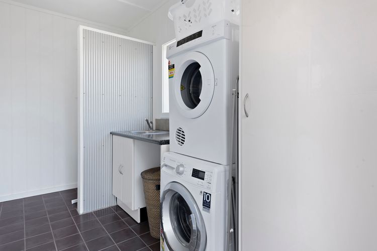 Beachwood House at Mollymook Beach