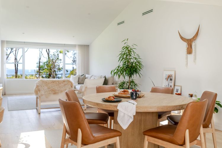 Rise in Mollymook Beach