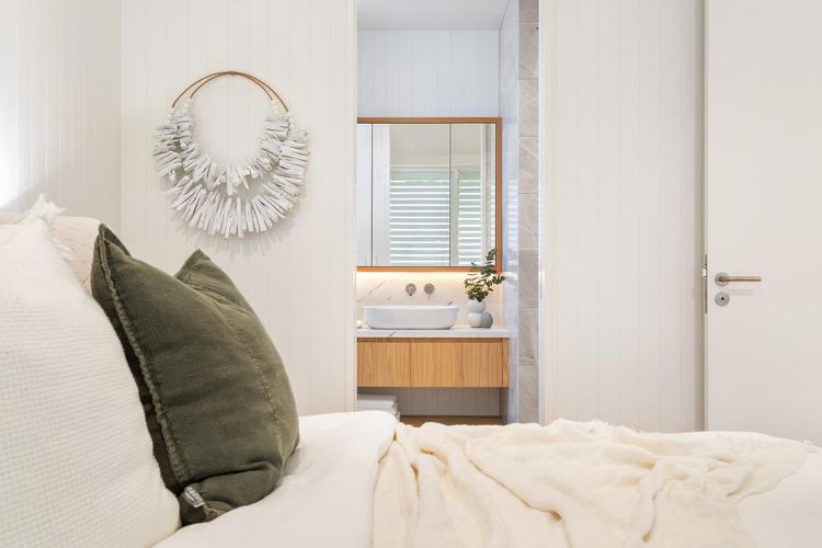 Aroha – beachside luxury home with private pool