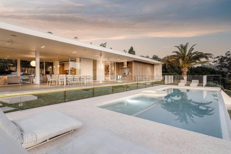 Las Palmas – luxury hinterland estate with pool