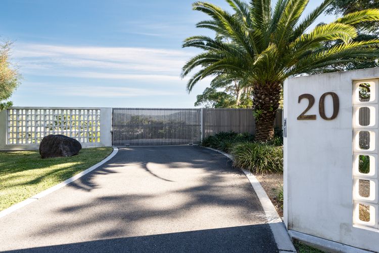 Las Palmas – luxury hinterland estate with pool