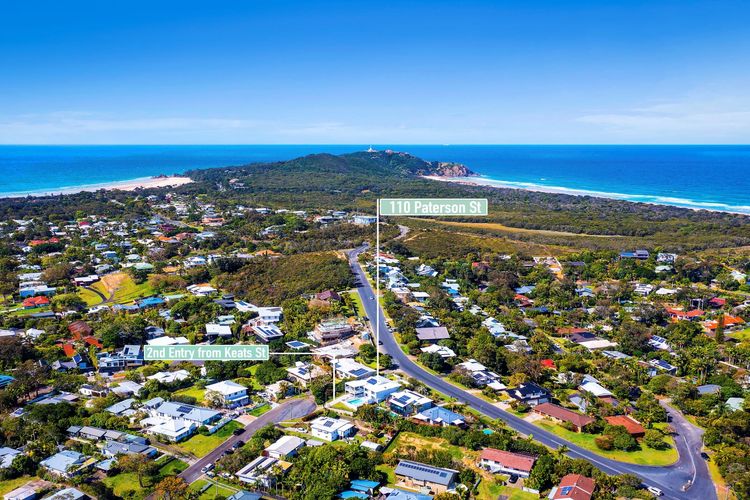 Twilight – hilltop retreat with pool & scenic views