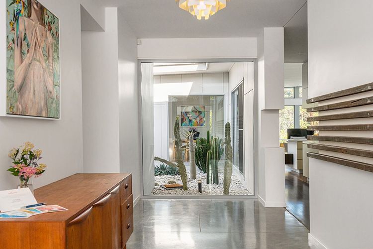 Broken Ridge – luxury bushland oasis with pool