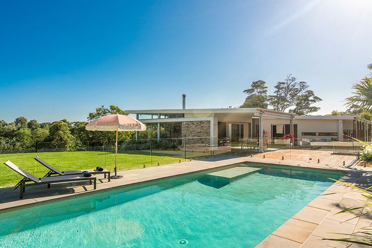 Broken Ridge – luxury bushland oasis with pool
