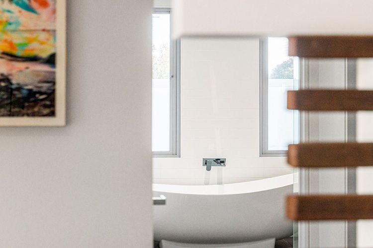 Broken Ridge – luxury bushland oasis with pool