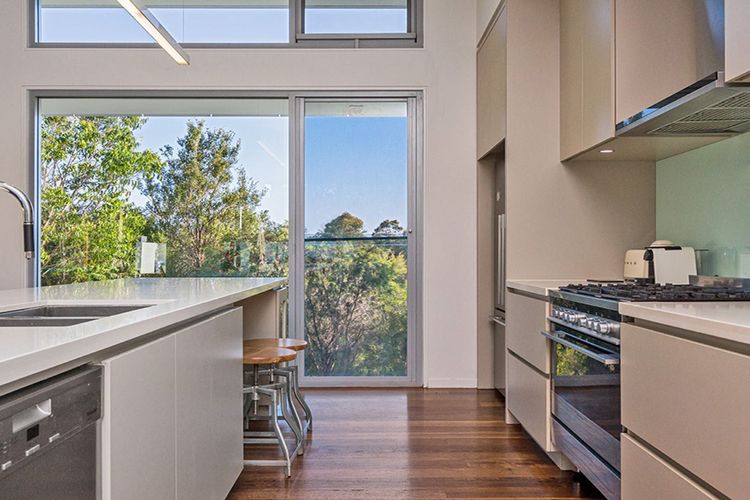 Broken Ridge – luxury bushland oasis with pool