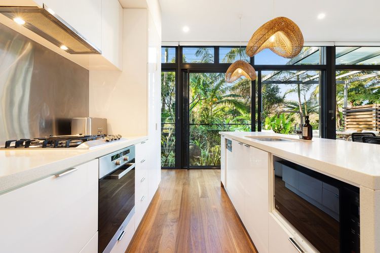 Byron Beachside Bliss – with pool & beach access