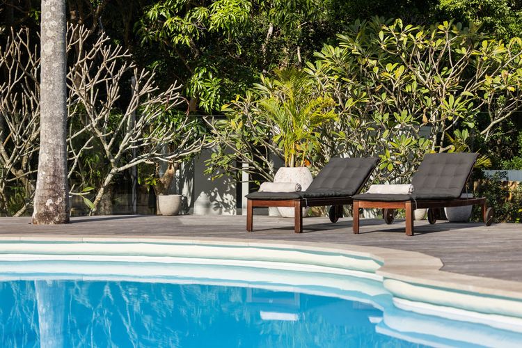 Kirra Beach House – relax in pool & sauna