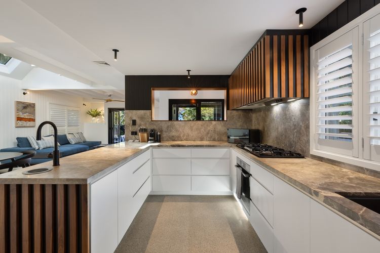 Noire at the Beach – Steps from Belongil Beach