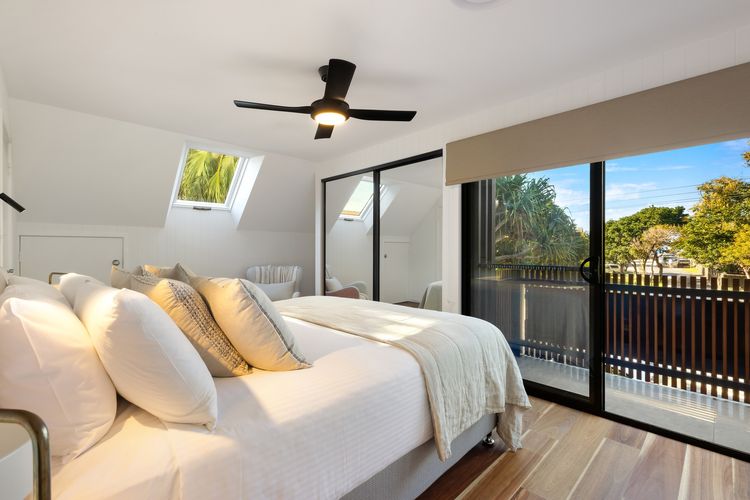 Noire at the Beach – Steps from Belongil Beach