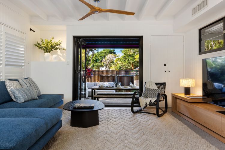 Noire at the Beach – Steps from Belongil Beach