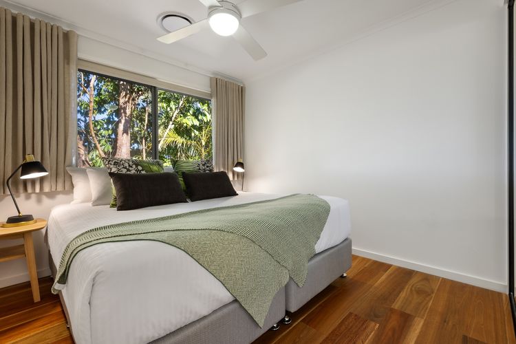 Noire at the Beach – Steps from Belongil Beach