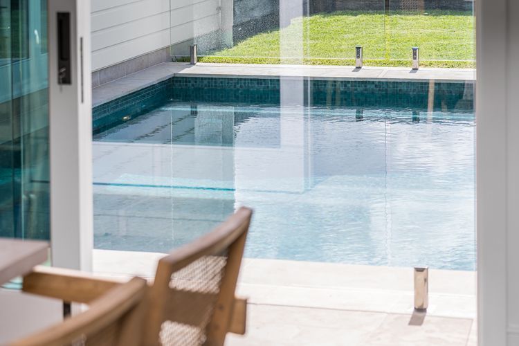 Aquarium – beachfront Pottsville home with pool