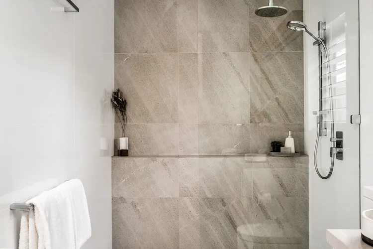 Kokos Beach House 1 – beachside luxury with pool