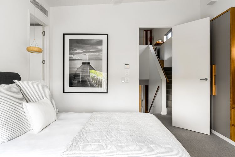 Kokos Beach House 1 – beachside luxury with pool