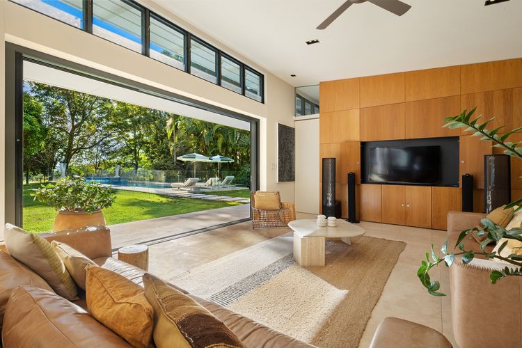 Pine Mountain – luxury rural estate with pool