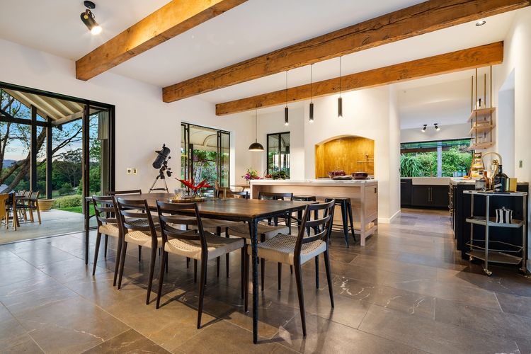 Fairway – Luxury Federal retreat with 14m pool