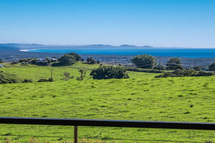 Illuka on Coopers – hinterland retreat with pool