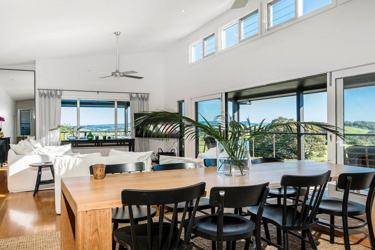 Illuka on Coopers – hinterland retreat with pool