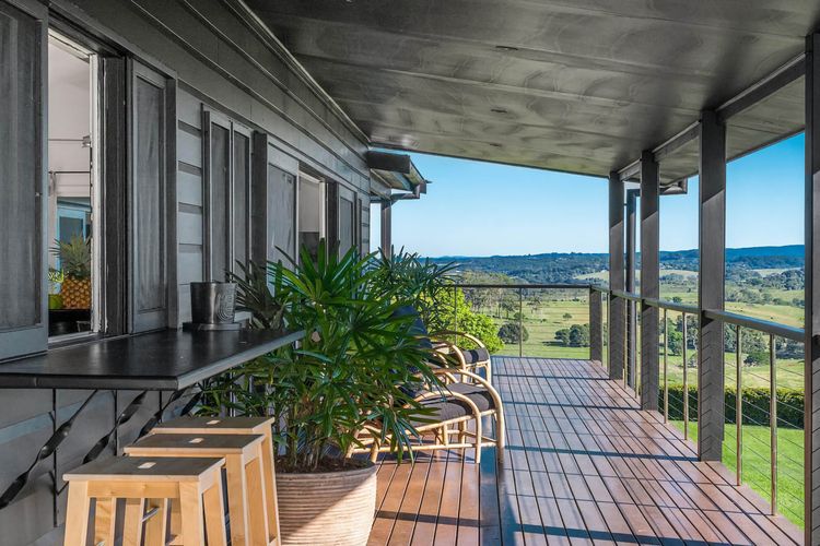 Illuka on Coopers – hinterland retreat with pool