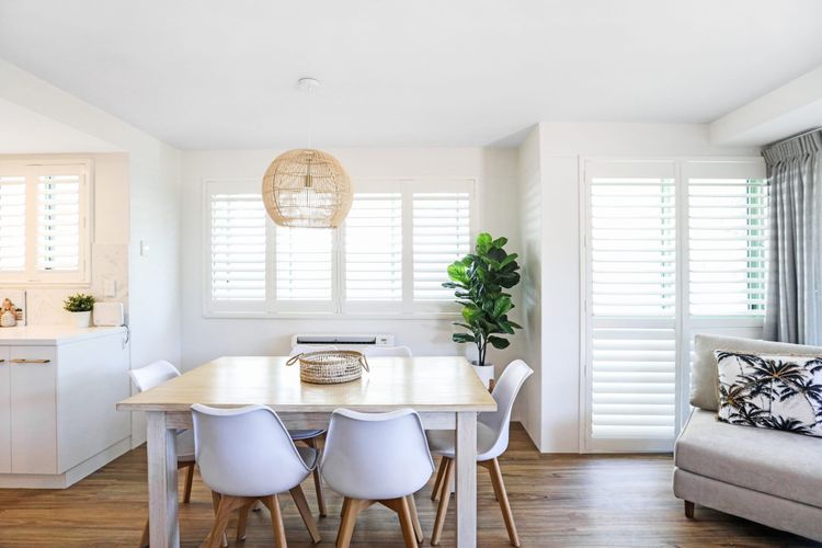 Karinya – 3 BR home steps from Clarkes Beach