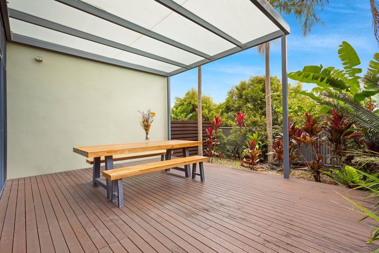 Kiah – nestled between Main & Belongil Beaches