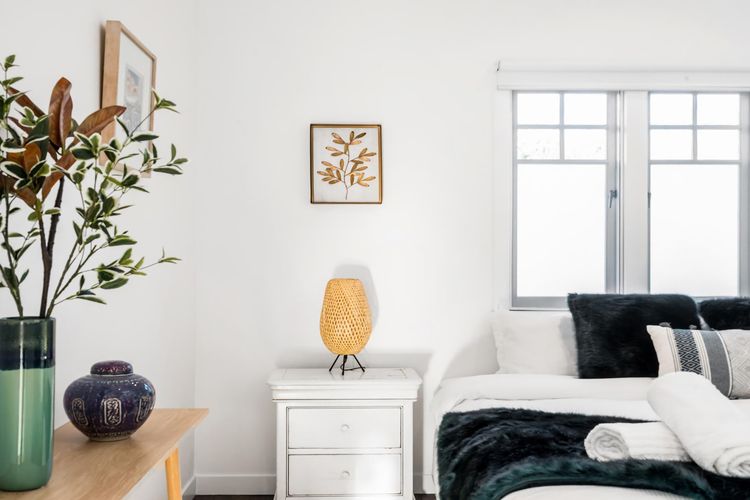 Alkira – Boutique cottage – Walk to Clarkes Beach