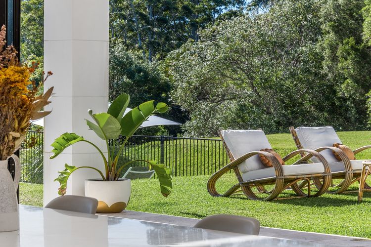 La Reserve – Broken Head retreat with pool