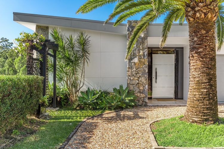 La Reserve – Broken Head retreat with pool