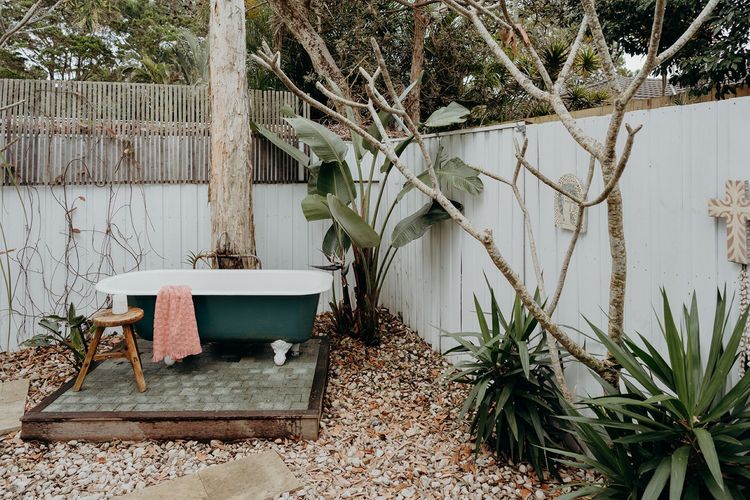 Paradise Palms – pet-friendly beach home with pool