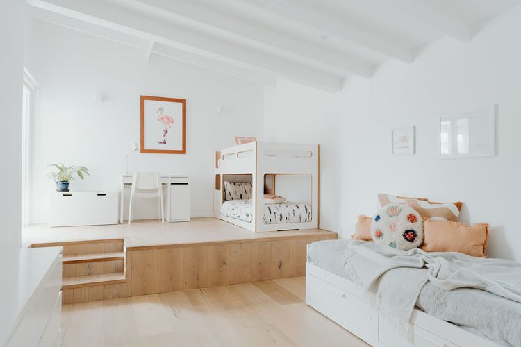 Paradise Palms – pet-friendly beach home with pool