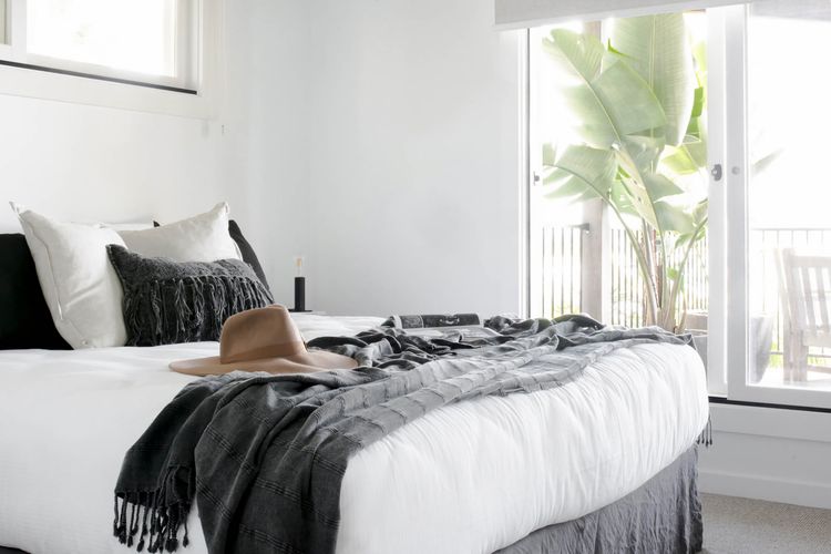 Sway – stunning 5 BR beach house with pool