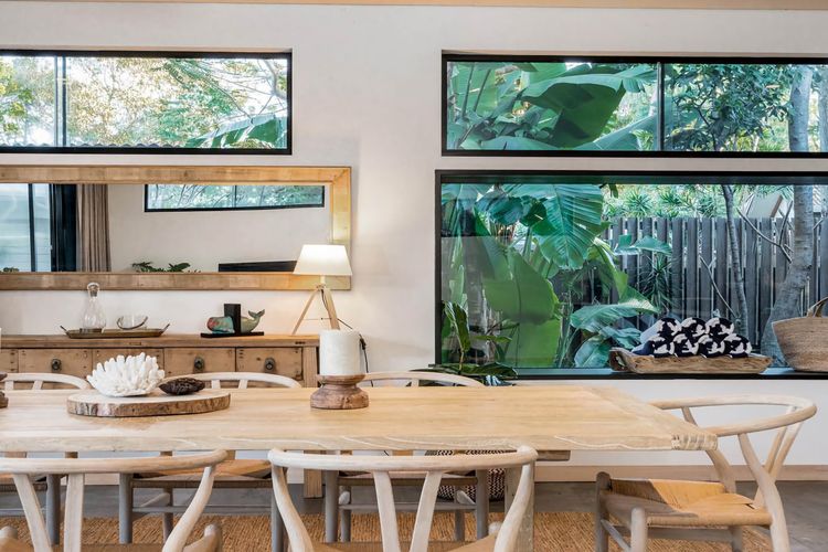 Tallowood – luxury beach house with pool & studio