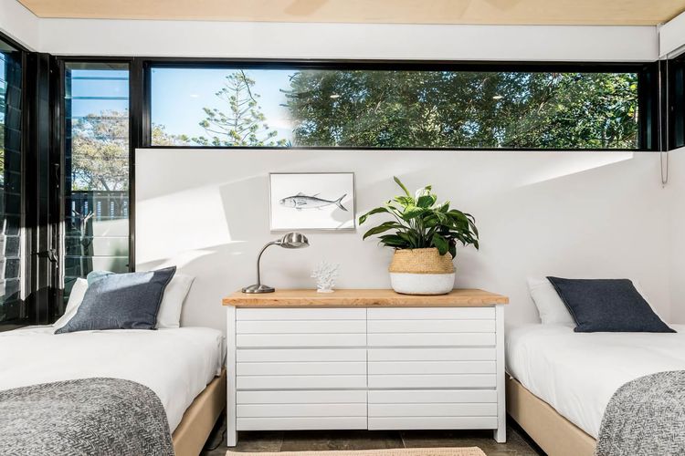 Tallowood – luxury beach house with pool & studio