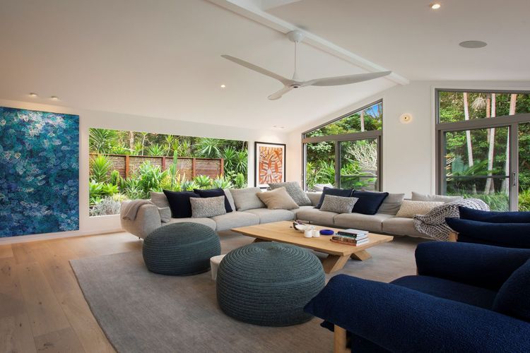 Tranquil Oasis – walking distance to beaches