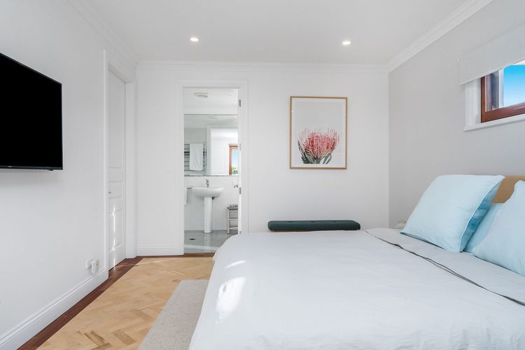 Milla’s on Coopers – luxury retreat with pool