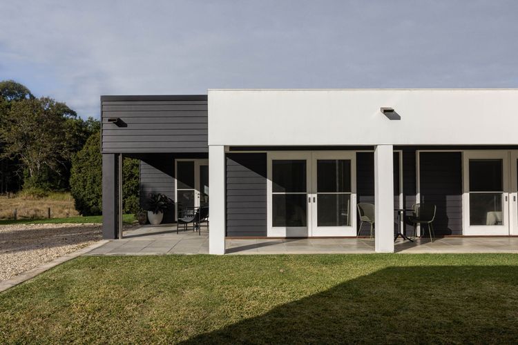 Amileka – luxury 25 acre estate with pool