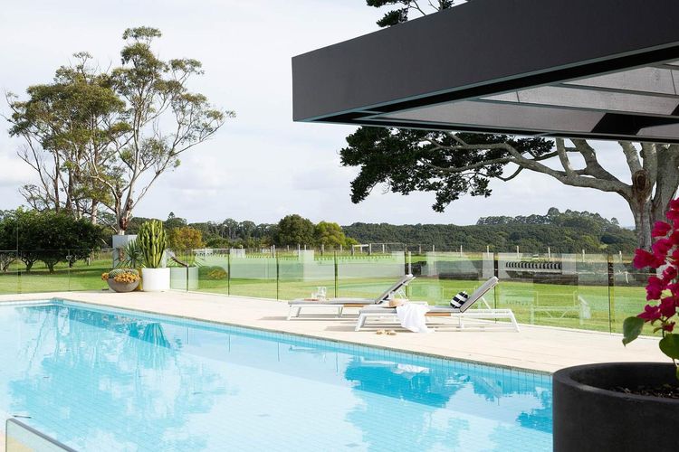 Amileka – luxury 25 acre estate with pool