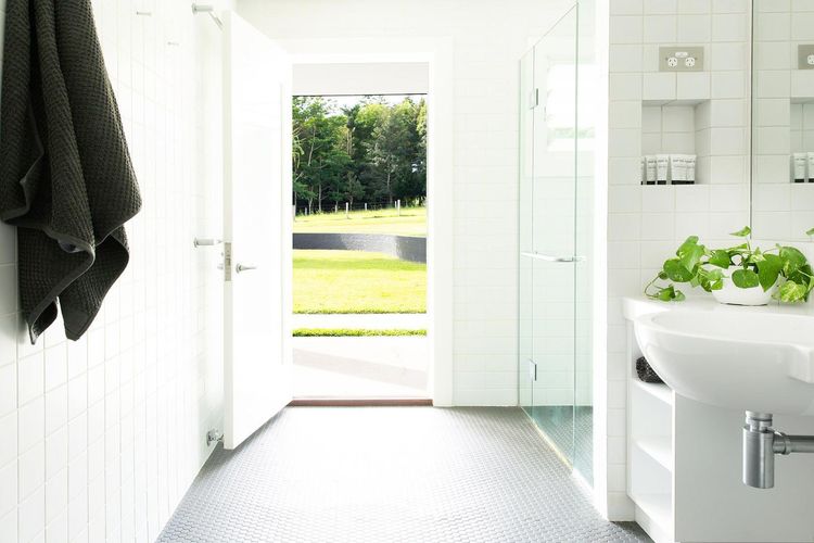 Amileka – luxury 25 acre estate with pool