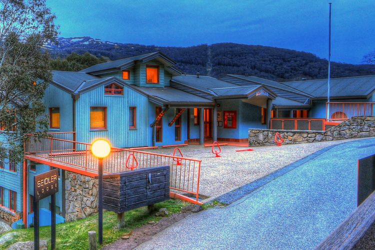 Lhotsky Building Exterioe