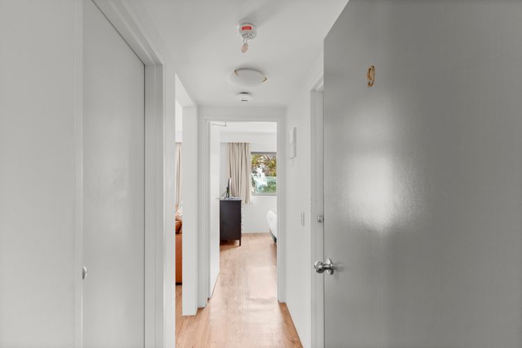 Lantern 9 Deluxe – Parking